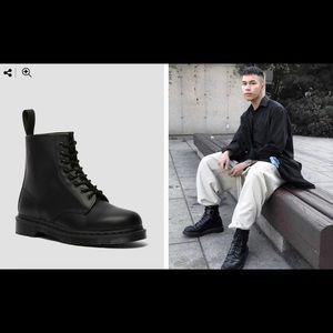 Dr Martens 1460 MONO smooth leather lace up boots